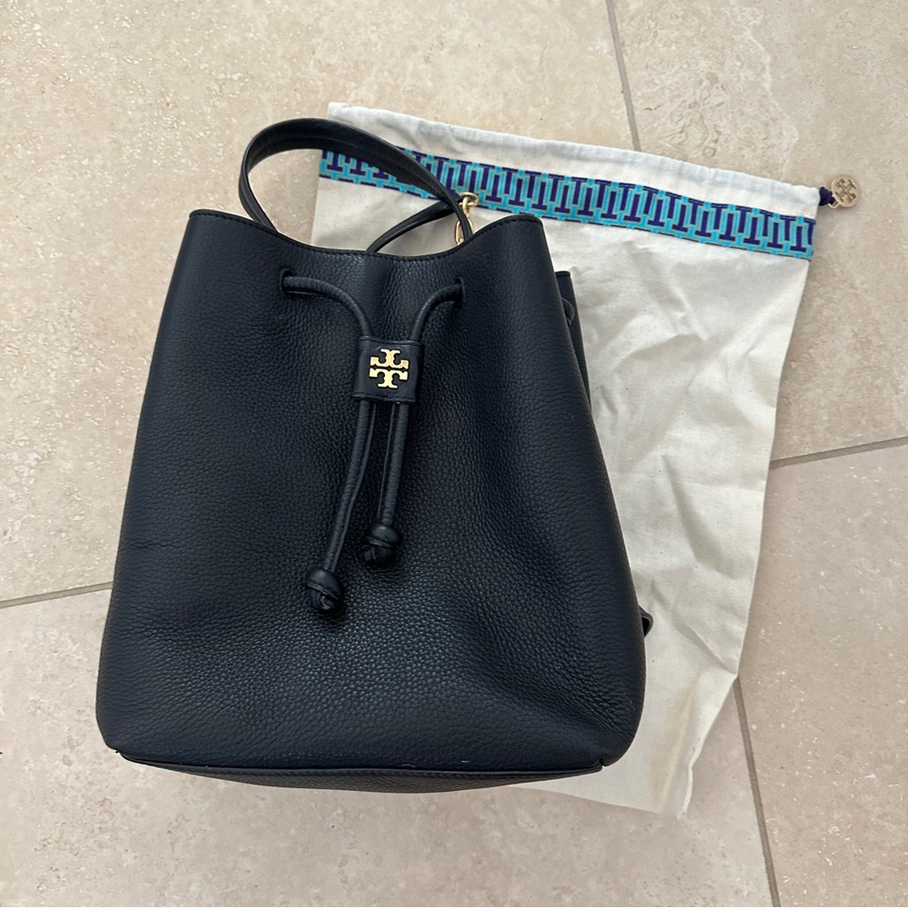 Tory Burch Georgia Leather Backpack Bucket Bag Black Purse - Picture 9 of 9